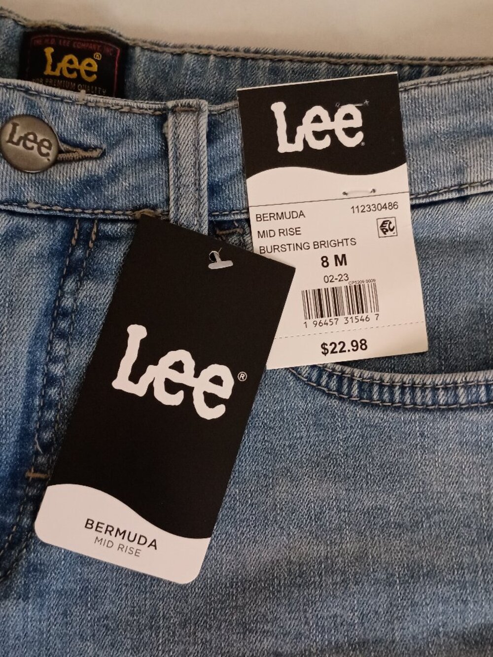 Lee Bermuda Mid-Rise Shorts Light Blue Frayed Hem NWT Women’s 8 - Picture 9 of 16